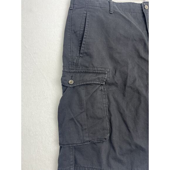 Levis Mens Cargo Shorts Size 40 Black Baggy Skater Y2K Grunge Flap Pockets - Picture 8 of 16